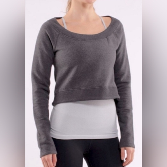 Lululemon Size 6 Crop Top Grey Sweater - Picture 5 of 5